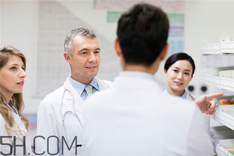 抑郁癥要怎么治療？抑郁癥要注意什么？