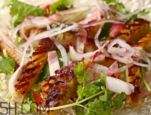 牛肚臭了還能吃嗎 牛肚有點(diǎn)臭怎么辦 牛肚臭了還能吃嗎 牛肚有點(diǎn)臭怎么辦