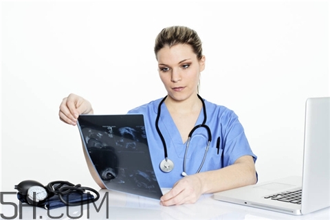 抑郁癥可以離婚嗎？抑郁癥可以休學(xué)嗎？