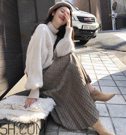 腈綸毛衣扎人嗎？腈綸毛衣能貼身穿嗎？