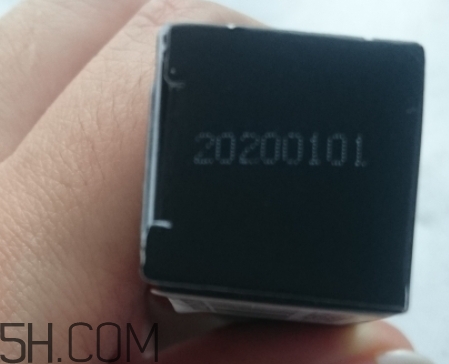 mac草莓紅多少錢？mac草莓紅cockney專柜價(jià)格