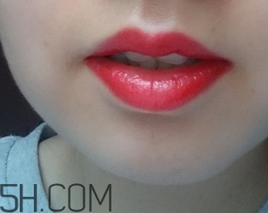 mac草莓紅多少錢？mac草莓紅cockney專柜價(jià)格