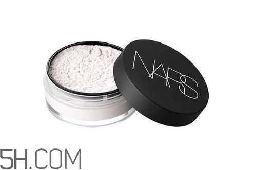 什么情況要用散粉定妝？紀梵希散粉使用方法