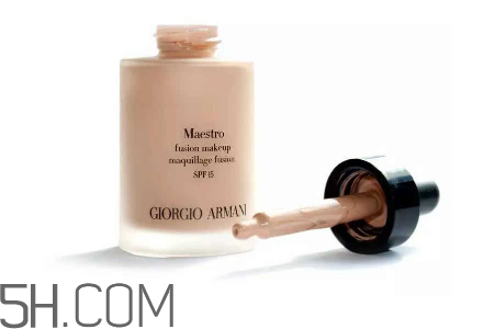 怎么判斷是否要定妝？散粉的正確使用方法