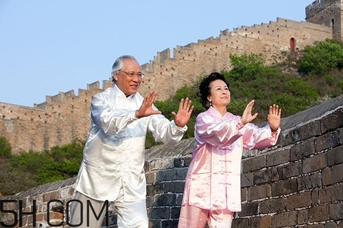 冬季老年人如何養(yǎng)生？老年人養(yǎng)生的注意事項(xiàng)是什么？