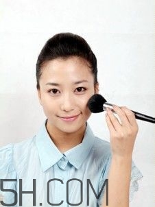 干性皮膚定妝用什么好？散粉排行榜前十名