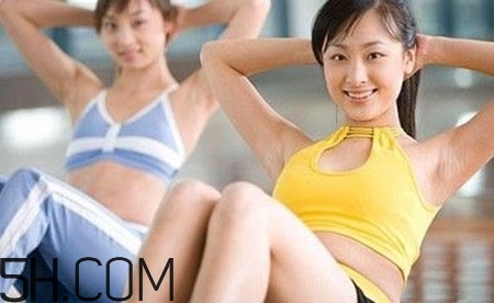 腰椎不舒服怎么辦？怎么預(yù)防腰椎間盤突出？