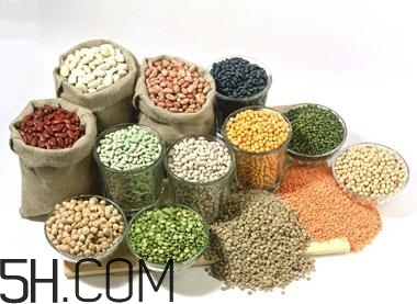 人為什么會掉發(fā)？怎么防止掉發(fā)？