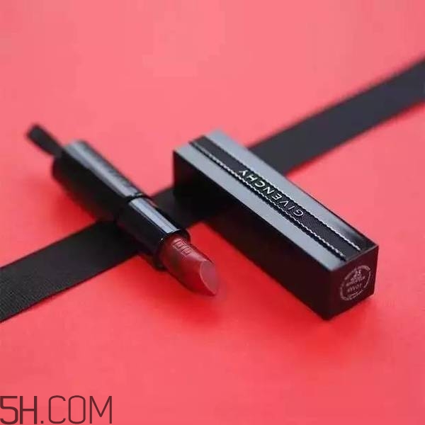 紀(jì)梵希新版禁忌之吻有哪些色號？紀(jì)梵希禁忌之吻霓虹唇膏試色