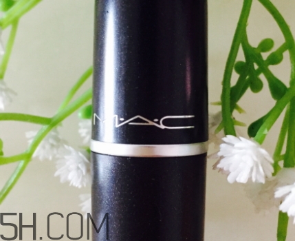 mac小辣椒干不干？mac小辣椒是滋潤還是啞光