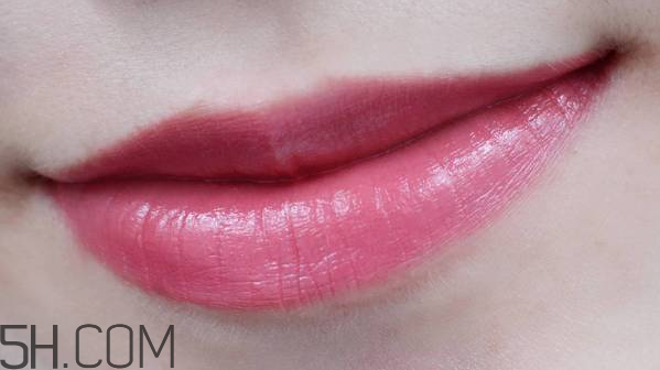 紀(jì)梵希禁忌之吻哪個顏色好看？紀(jì)梵希熱門口紅色號試色推薦