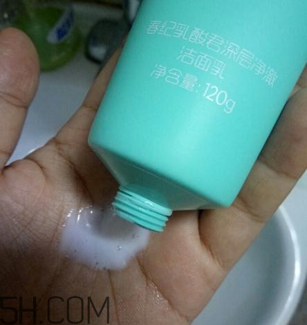 春紀(jì)洗面奶好用嗎？春紀(jì)潔面乳評(píng)測(cè)