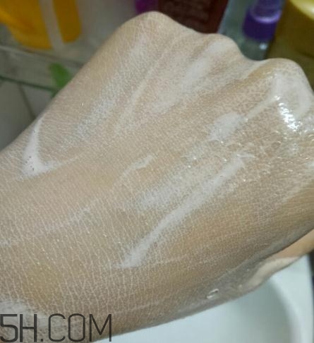 春紀(jì)洗面奶好用嗎？春紀(jì)潔面乳評(píng)測(cè)