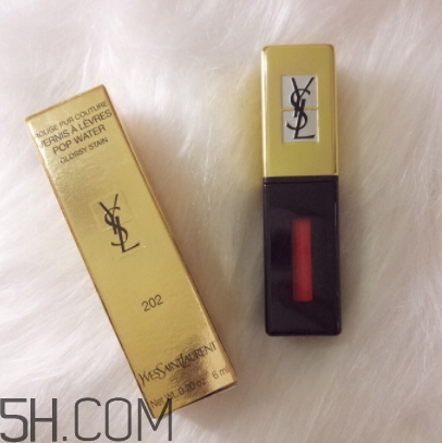 胭脂紅口紅是什么顏色？胭脂紅口紅效果圖試色