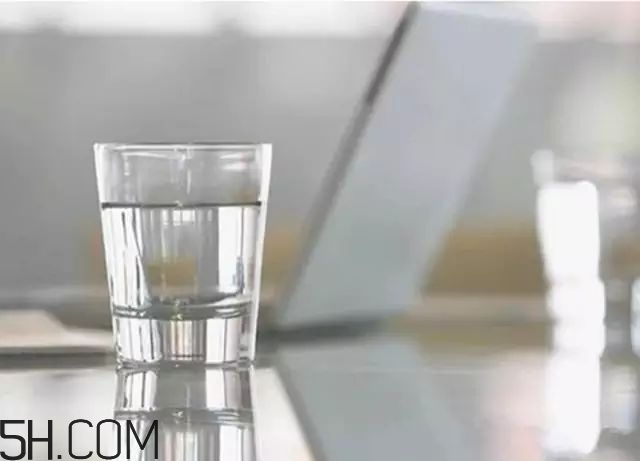 晚上起夜尿多是怎么回事？如何減少起夜次數(shù)？