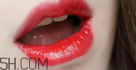 mac cockney是什么色 mac cockney口紅試色 mac cockney是什么色 mac cockney口紅試色