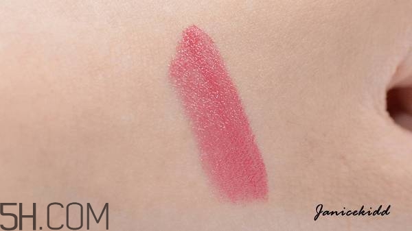 紀(jì)梵希禁忌之吻哪個顏色好看？紀(jì)梵希熱門口紅色號試色推薦