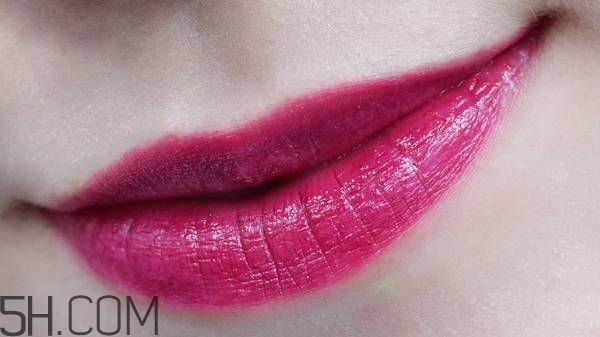 紀(jì)梵希禁忌之吻哪個顏色好看？紀(jì)梵希熱門口紅色號試色推薦