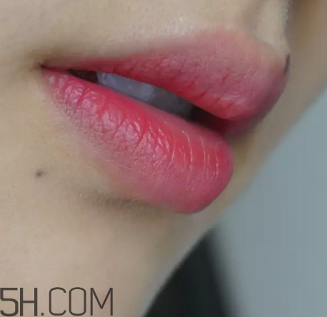 紀(jì)梵希禁忌之吻16號(hào)是什么顏色？紀(jì)梵希哪個(gè)色號(hào)適合黃皮？