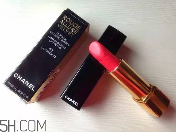 香奈兒絲絨口紅43適合黃皮嗎？香奈兒口紅哪個(gè)色最火？