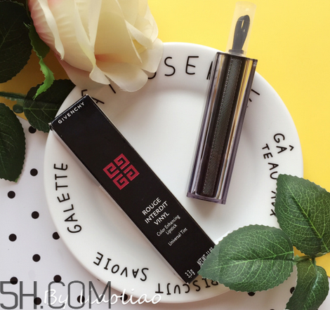 紀(jì)梵希禁忌之吻16號(hào)是什么顏色？紀(jì)梵希哪個(gè)色號(hào)適合黃皮？