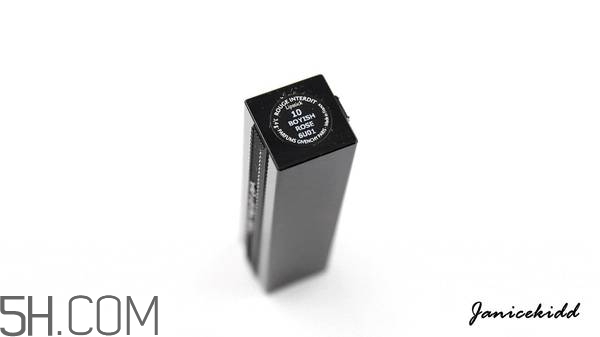 紀(jì)梵希禁忌之吻哪個顏色好看？紀(jì)梵希熱門口紅色號試色推薦