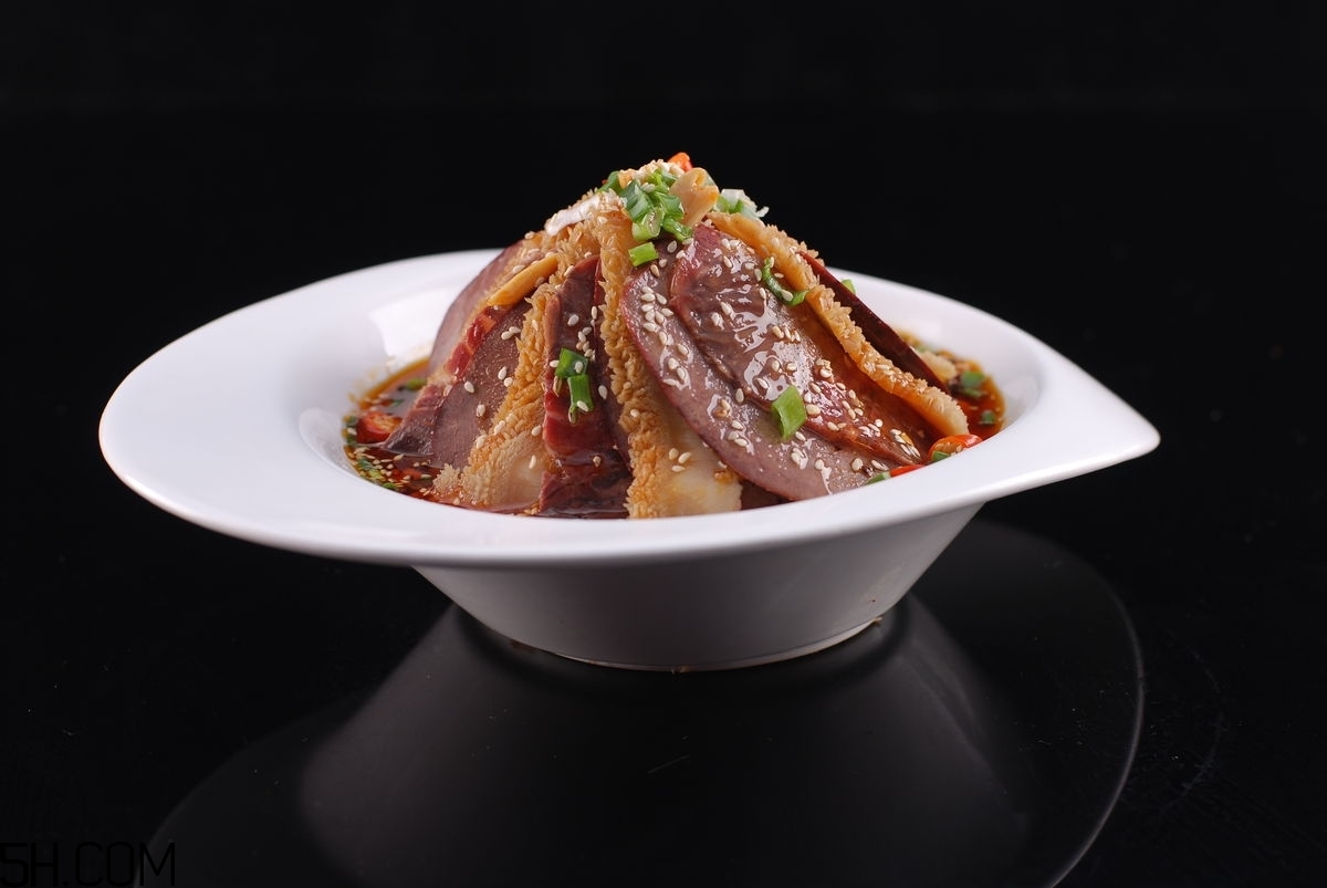 夫妻肺片用英文怎么說？為什么叫夫妻肺片？