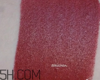 nars mona口紅顯白嗎？nars mona適合黃皮嗎？