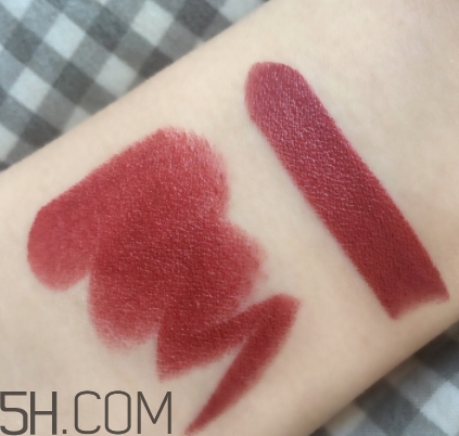 nars mona是啞光嗎？nars mona干不干？