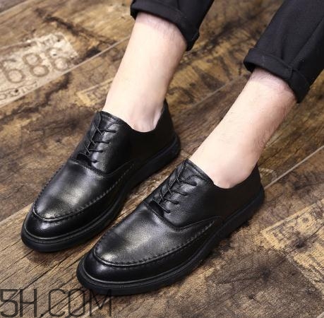 皮鞋被刮壞了怎么修復(fù)？皮鞋刮破皮了怎么辦？