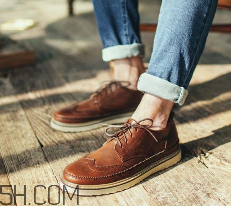 皮鞋可以用水洗嗎？皮鞋水洗了怎么補(bǔ)救？