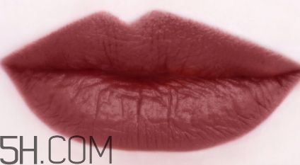 牛血紅口紅是什么顏色？牛血色口紅試色