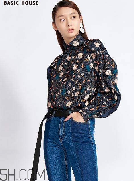 百家好的衣服偏大嗎？百家好衣服可以退嗎？