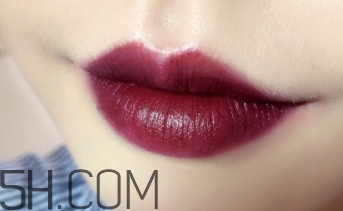 牛血色口紅適合黃皮嗎？牛血色口紅適合什么膚色？