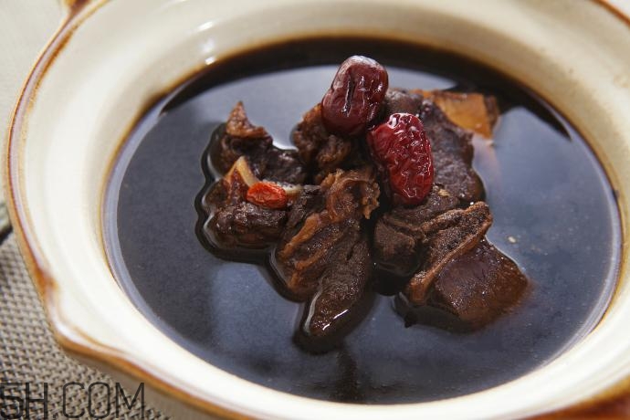 熟地黃與生地黃有什么區(qū)別？熟地黃有什么做法？