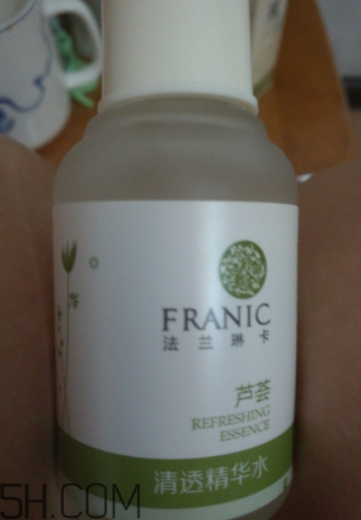 法蘭琳卡清透精華水適合什么膚質(zhì)_怎么使用 法蘭琳卡清透精華水適合什么膚質(zhì)_怎么使用