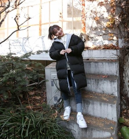 黑色棉襖配什么褲子？黑色棉服搭配褲子圖片