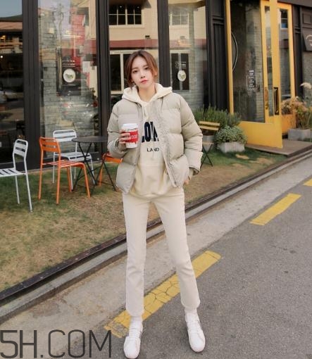 短款棉衣怎樣搭配？短款棉襖穿著搭配圖片