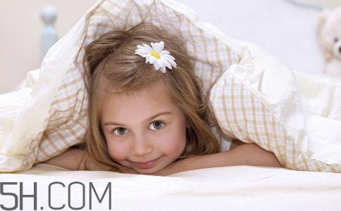 冬天用哪種類型的空調(diào)比較好？冬天用吸頂式空調(diào)好嗎？