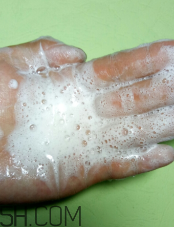 法蘭琳卡維c潔面乳含皂基嗎_法蘭琳卡維c潔面乳成分表 法蘭琳卡維c潔面乳含皂基嗎_法蘭琳卡維c潔面乳成分表