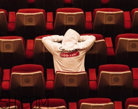 km20與off white聯(lián)名系列發(fā)售時間_在哪買？