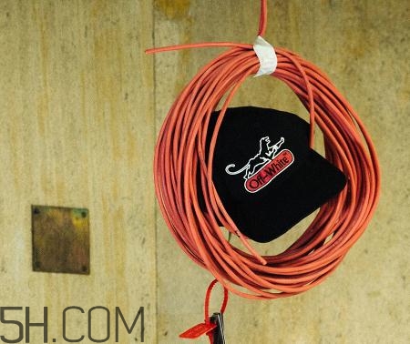 km20與off white聯(lián)名系列發(fā)售時間_在哪買？