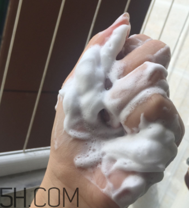 法蘭琳卡維c潔面乳多少錢_法蘭琳卡維c潔面乳專柜價格 法蘭琳卡維c潔面乳多少錢_法蘭琳卡維c潔面乳專柜價格