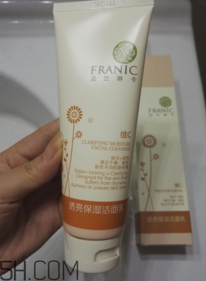 法蘭琳卡維c潔面乳多少錢_法蘭琳卡維c潔面乳專柜價格 法蘭琳卡維c潔面乳多少錢_法蘭琳卡維c潔面乳專柜價格