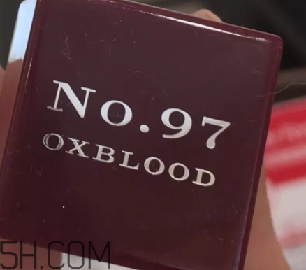 burberry牛血色適合黃皮嗎？burberry巴寶莉牛血色多少錢