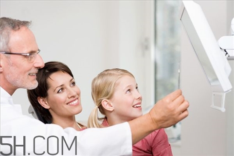 強(qiáng)迫癥需要看醫(yī)生嗎？強(qiáng)迫癥需要休學(xué)嗎？