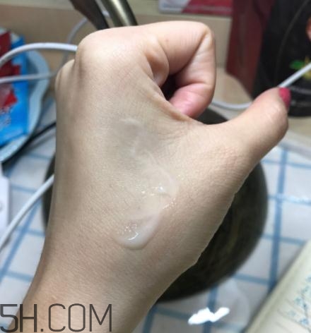 春紀新彈力嬌嫩菁華乳好用嗎？春紀新彈力嬌嫩菁華乳評測