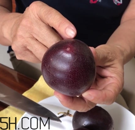 百香果切開后怎么保存？百香果切開后能放多長時間呢？