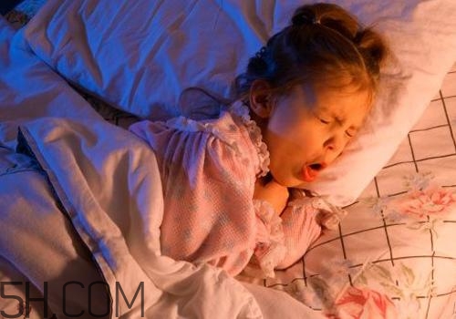 小孩咳嗽是什么原因？小孩咳嗽吃什么好？