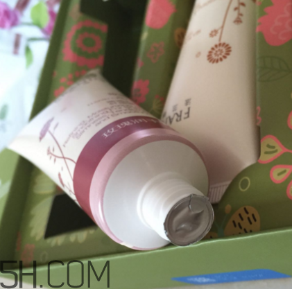 法蘭琳卡護(hù)手霜怎么樣 法蘭琳卡護(hù)手霜好用嗎 法蘭琳卡護(hù)手霜怎么樣 法蘭琳卡護(hù)手霜好用嗎